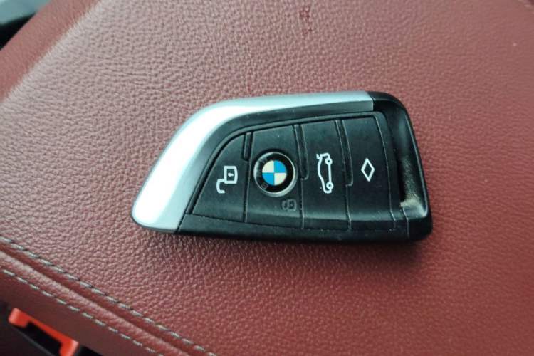 Used BMW i3 2022 eDrive 35 L Vehicle Key
