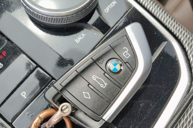 Used BMW i3 2022 eDrive 35 L Vehicle Key