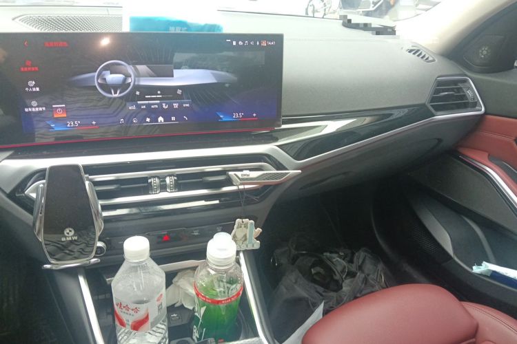 Used BMW i3 2023 eDrive 40 L Midnight Sports Package Audio And AC Panel