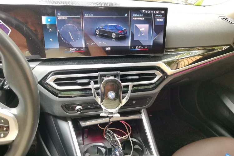 Used BMW i3 2023 eDrive 40 L Midnight Edition Audio And AC Panel
