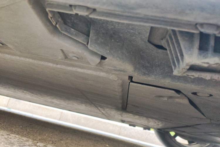 Used BMW i3 2023 eDrive 40 L Midnight Sports Package Chassis Rear Left
