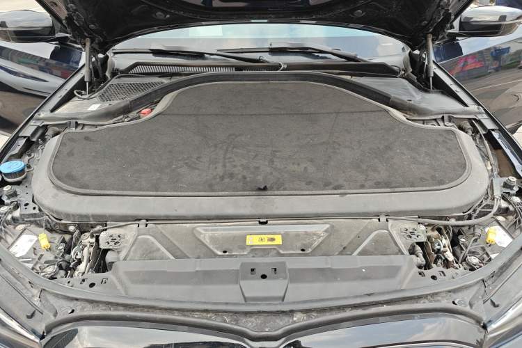 Used BMW i3 2023 eDrive 40 L Midnight Edition Engine Bay