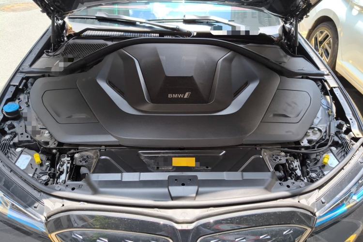 Used BMW i3 2023 eDrive 40 L Midnight Sports Package Engine Bay