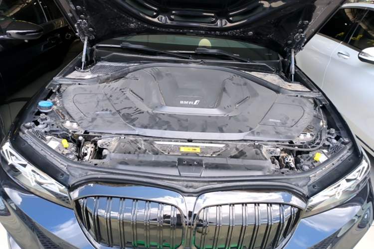 Used BMW i3 2023 eDrive 40 L Midnight Edition Engine Bay