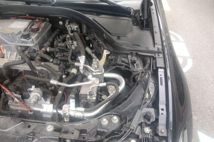 Used BMW i3 2023 eDrive 40 L Midnight Sports Package Engine Bay Left