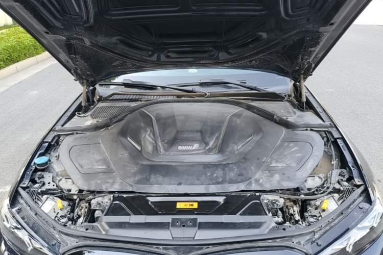 Used BMW i3 2023 eDrive 40 L Midnight Edition Engine Bay