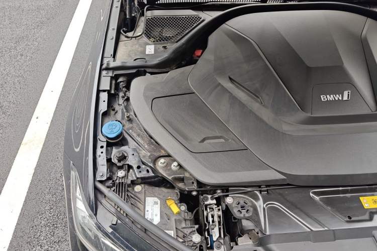 Used BMW i3 2023 eDrive 40 L Midnight Edition Engine Bay Right
