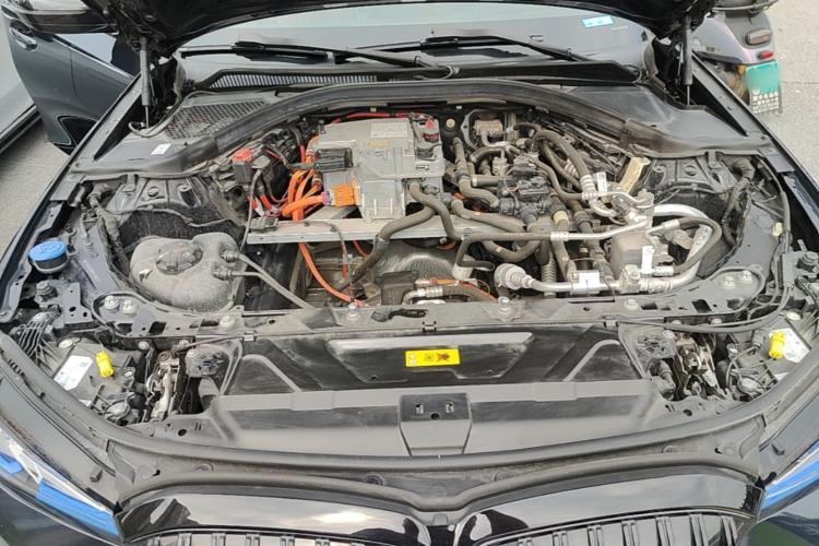 Used BMW i3 2023 eDrive 40 L Midnight Sports Package Engine Bay