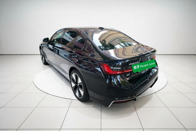 Used BMW i3 2023 eDrive 40 L Midnight Sports Package Exterior 3