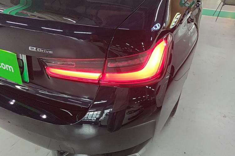 Used BMW i3 2023 eDrive 40 L Midnight Edition Exterior 3