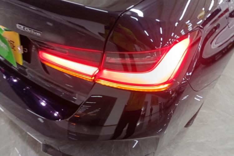 Used BMW i3 2023 eDrive 40 L Midnight Sports Package Exterior 3