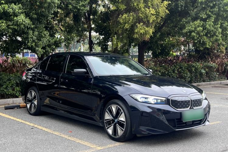 Used BMW i3 2023 eDrive 40 L Midnight Sports Package Exterior 8