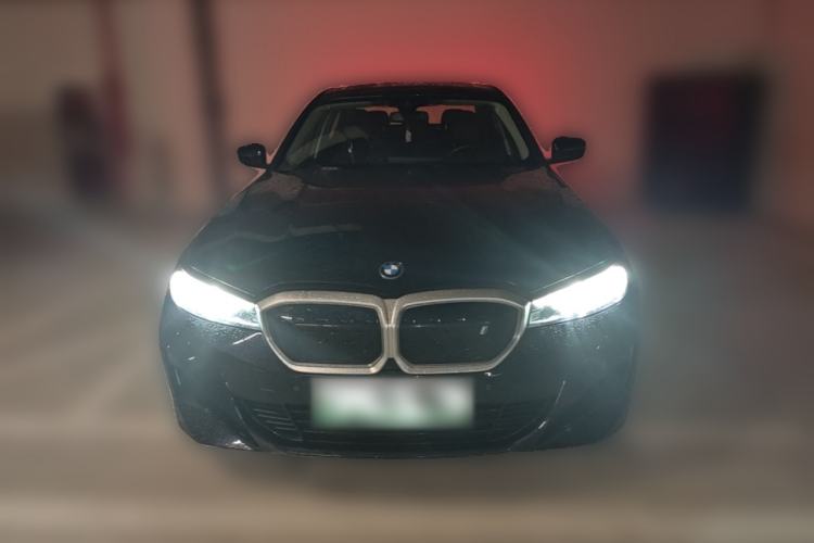 Used BMW i3 2023 eDrive 40 L Midnight Edition Front