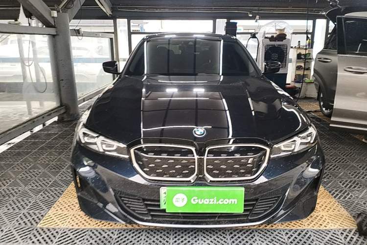 Used BMW i3 2023 eDrive 40 L Midnight Edition Front