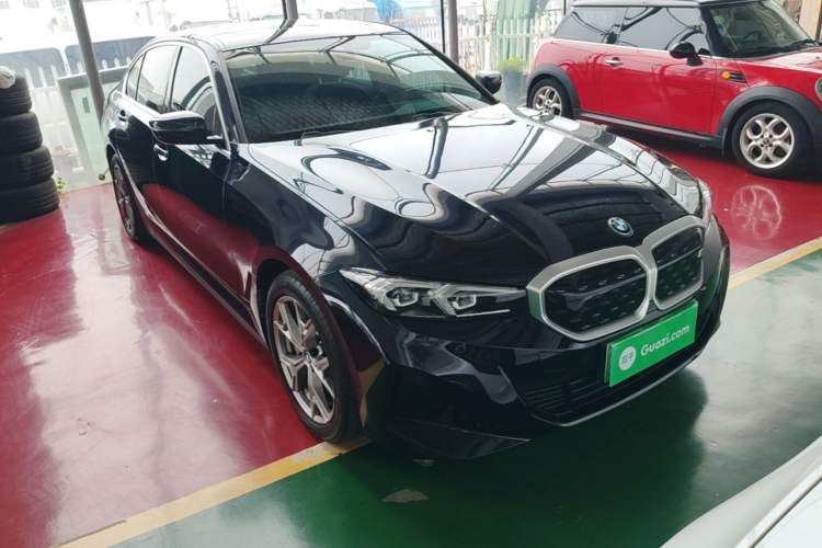 Used BMW i3 2023 eDrive 40 L Midnight Edition Front Right 45 Deg