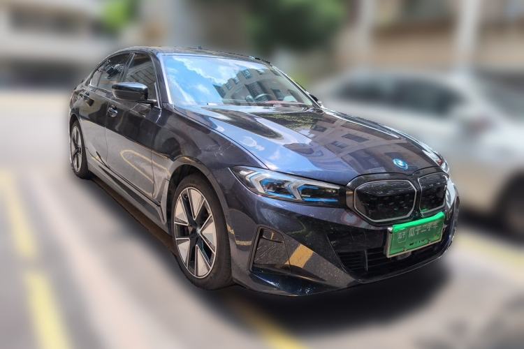 Used BMW i3 2023 eDrive 40 L Midnight Sports Package Front Right 45 Deg