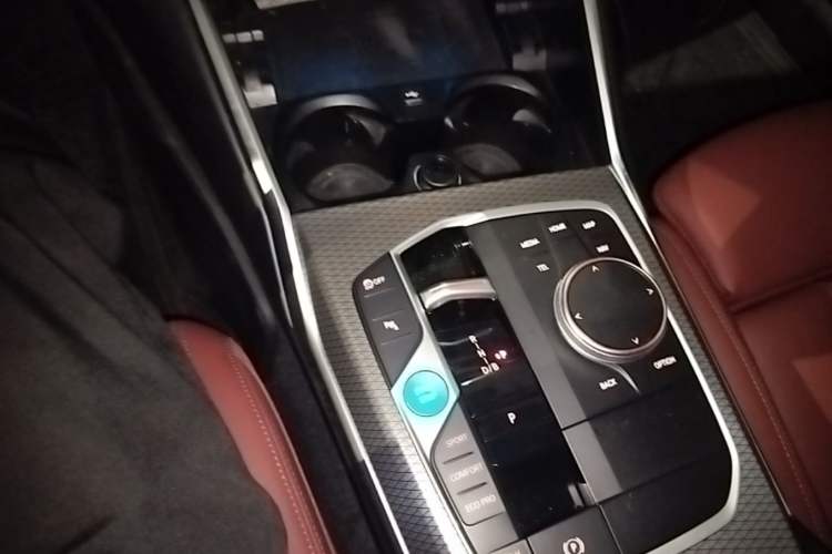 Used BMW i3 2023 eDrive 40 L Midnight Edition Gear Lever