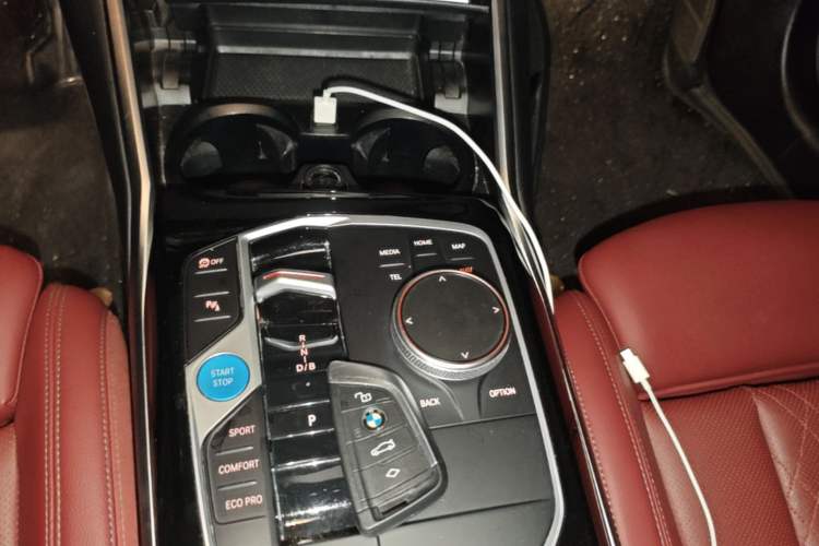 Used BMW i3 2023 eDrive 40 L Midnight Edition Gear Lever