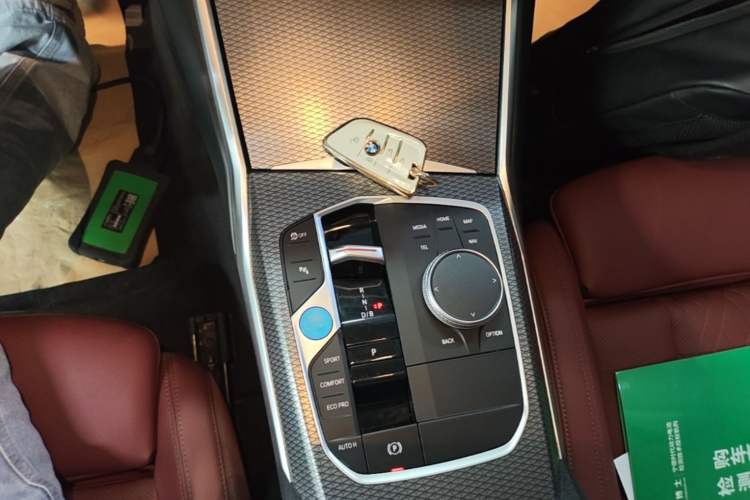 Used BMW i3 2023 eDrive 40 L Midnight Edition Gear Lever