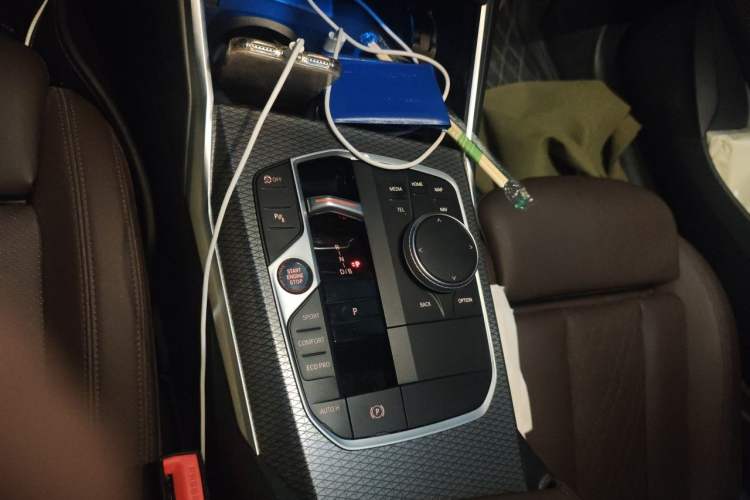 Used BMW i3 2023 eDrive 40 L Midnight Edition Gear Lever