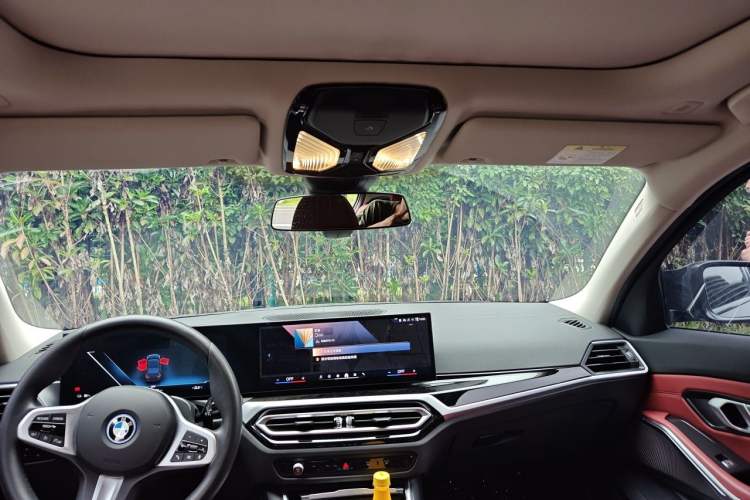 Used BMW i3 2023 eDrive 40 L Midnight Edition Headliner