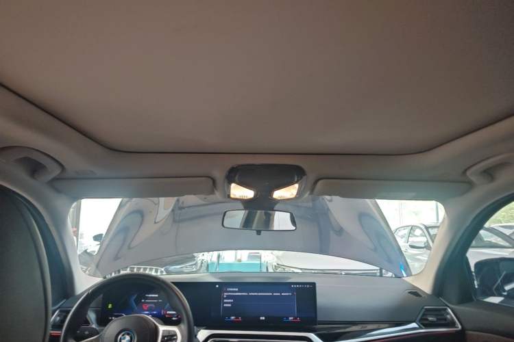 Used BMW i3 2023 eDrive 40 L Midnight Edition Headliner