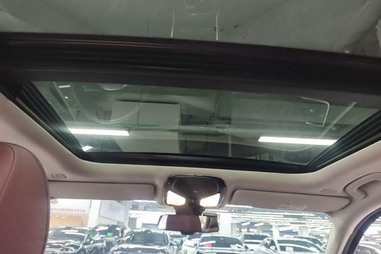 Used BMW i3 2023 eDrive 40 L Midnight Edition Headliner