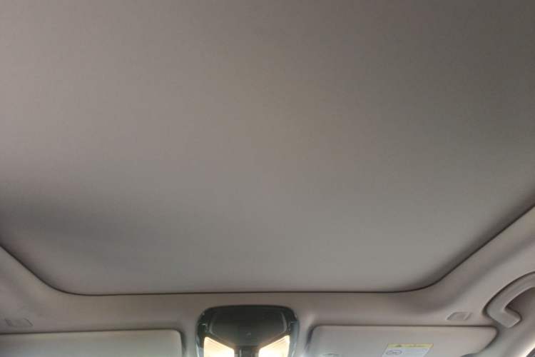 Used BMW i3 2023 eDrive 40 L Midnight Sports Package Headliner