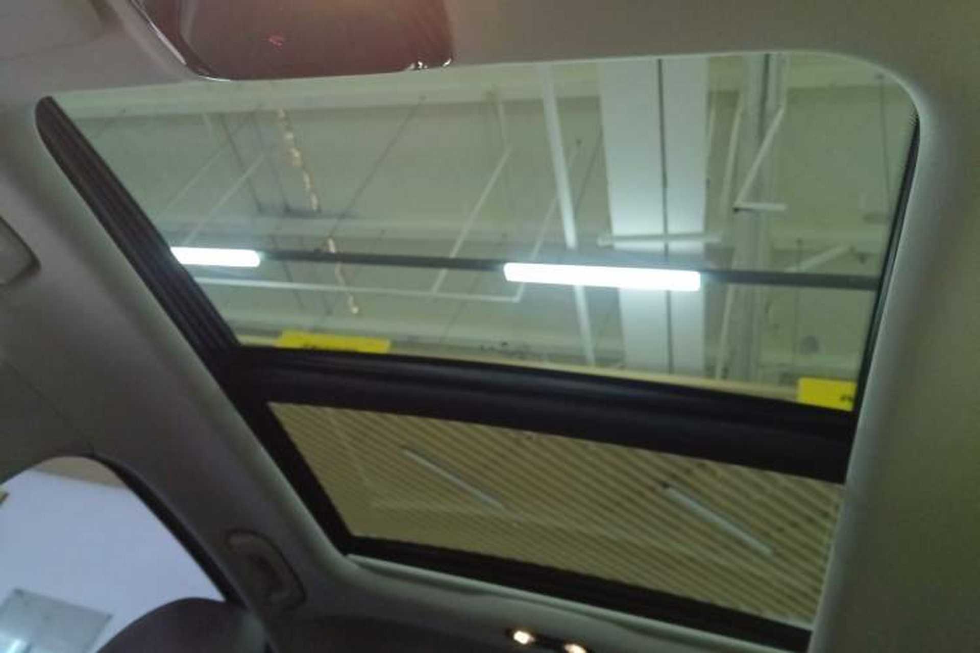 Used BMW i3 2023 eDrive 40 L Midnight Sports Package Headliner