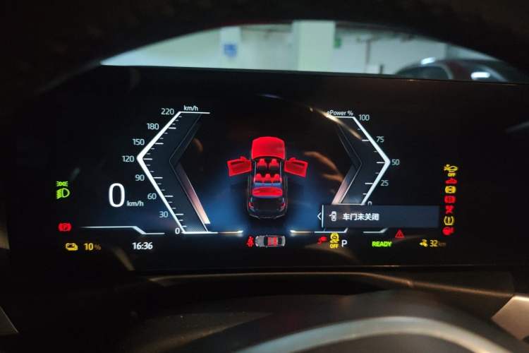 Used BMW i3 2023 eDrive 40 L Midnight Edition Instrument Cluster