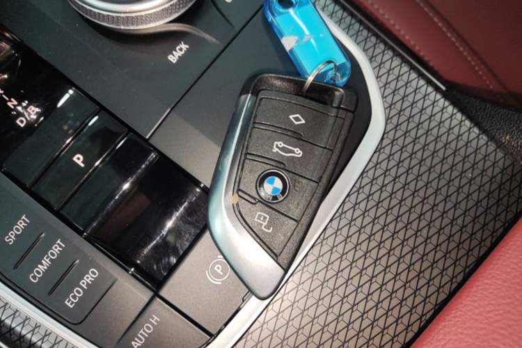Used BMW i3 2023 eDrive 40 L Midnight Sports Package Interior 1