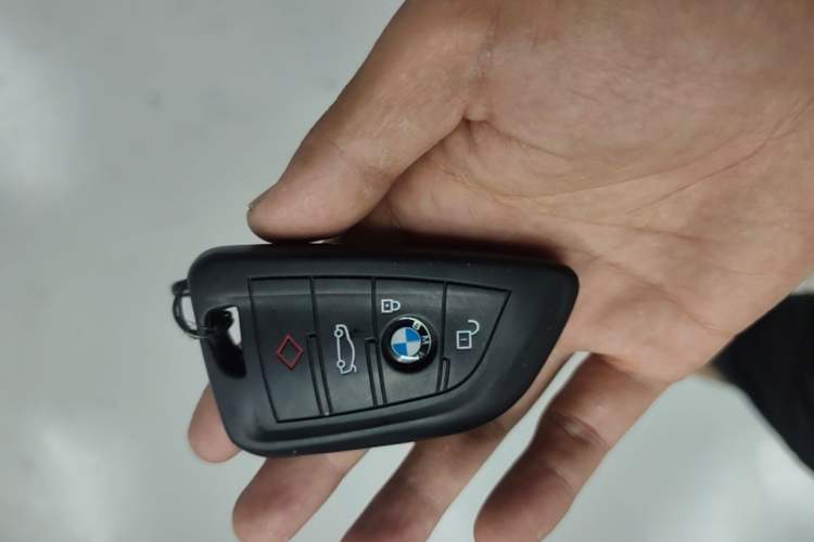 Used BMW i3 2023 eDrive 40 L Midnight Edition Interior 1