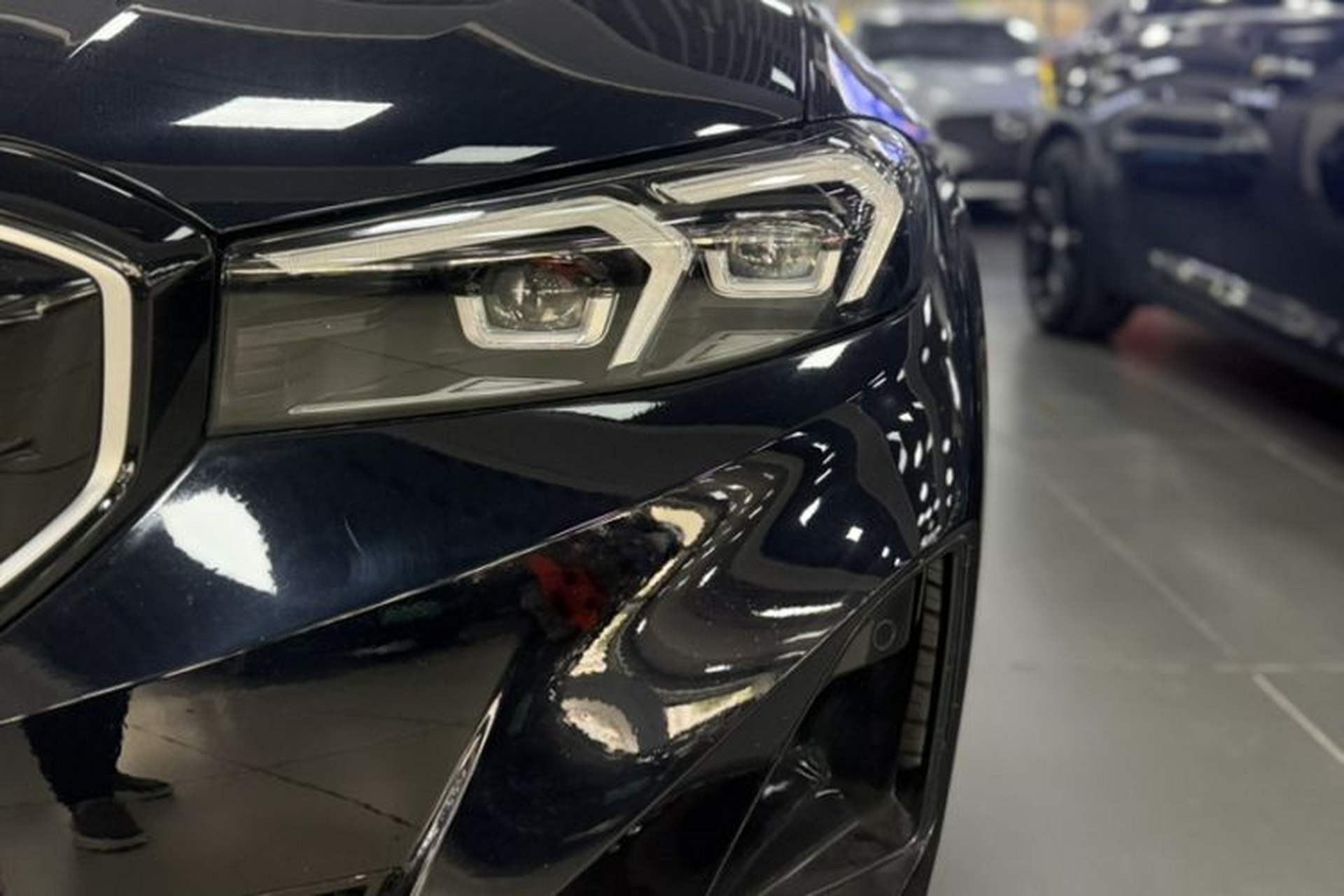 Used BMW i3 2023 eDrive 40 L Midnight Edition Left Front Headlight