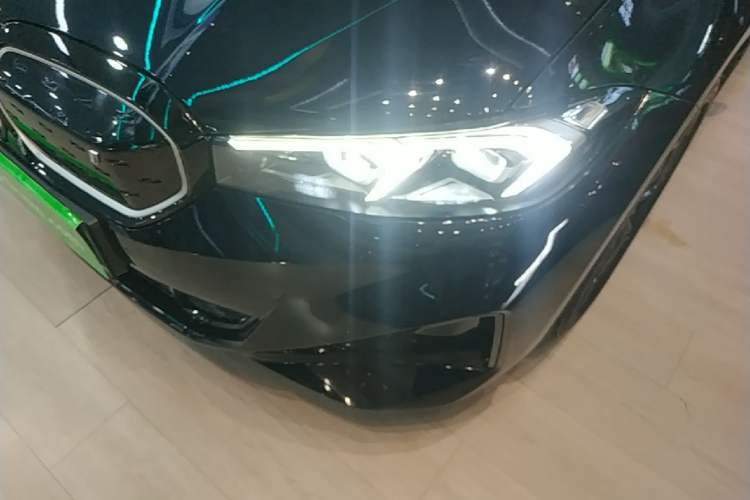 Used BMW i3 2023 eDrive 40 L Midnight Edition Left Front Headlight