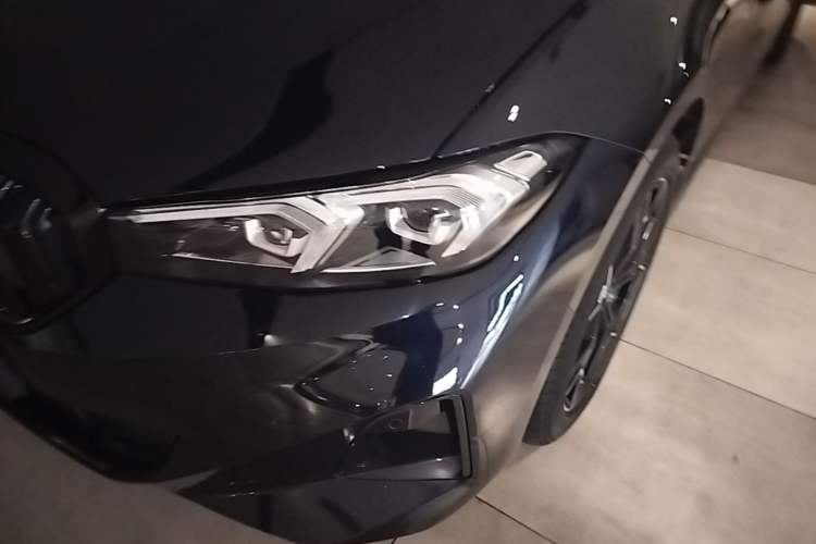 Used BMW i3 2023 eDrive 40 L Midnight Edition Left Front Headlight