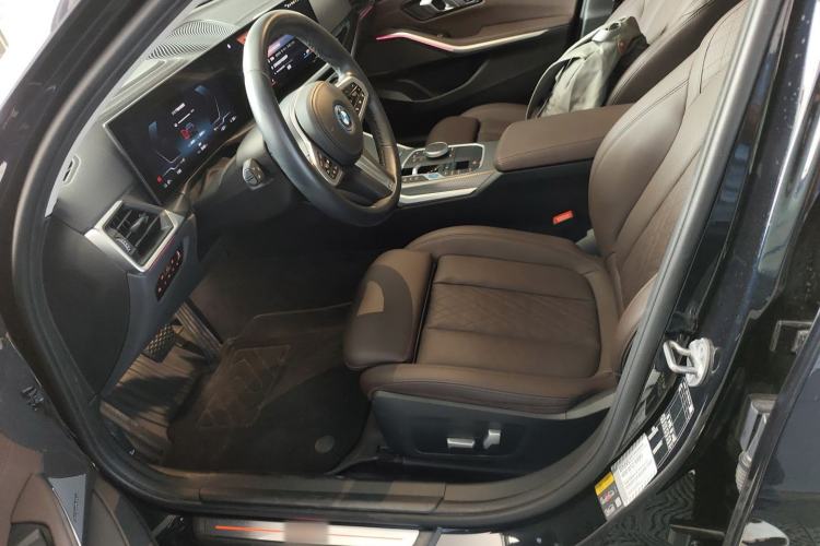 Used BMW i3 2023 eDrive 40 L Midnight Sports Package Left Front Seat