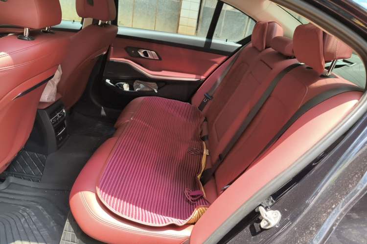 Used BMW i3 2023 eDrive 40 L Midnight Sports Package Left Rear Seat