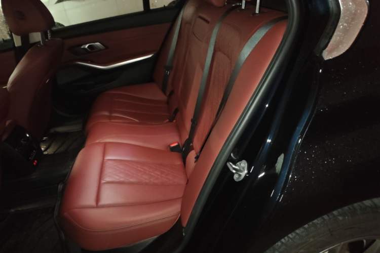 Used BMW i3 2023 eDrive 40 L Midnight Edition Left Rear Seat