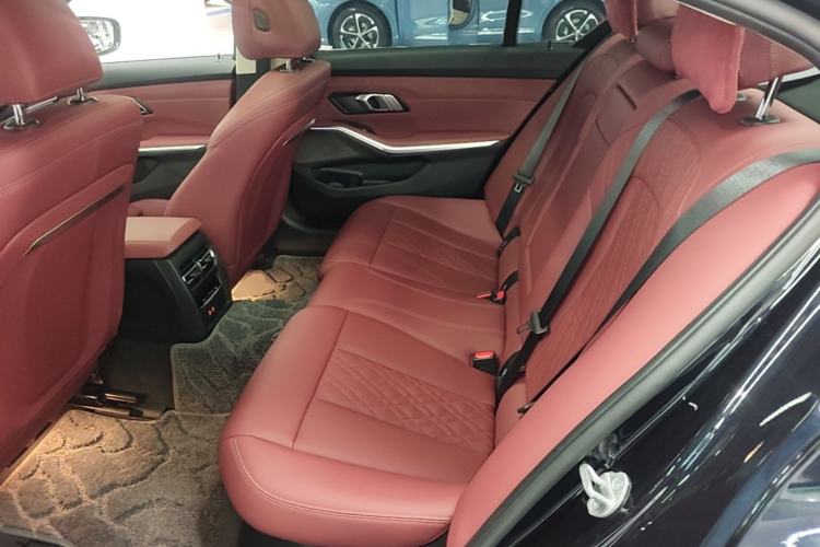 Used BMW i3 2023 eDrive 40 L Midnight Edition Left Rear Seat