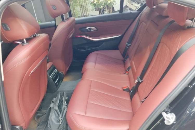 Used BMW i3 2023 eDrive 40 L Midnight Sports Package Left Rear Seat
