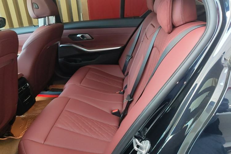Used BMW i3 2023 eDrive 40 L Midnight Edition Left Rear Seat