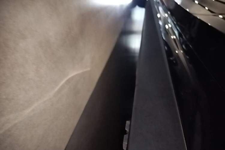 Used BMW i3 2023 eDrive 40 L Midnight Edition Left Side Sill