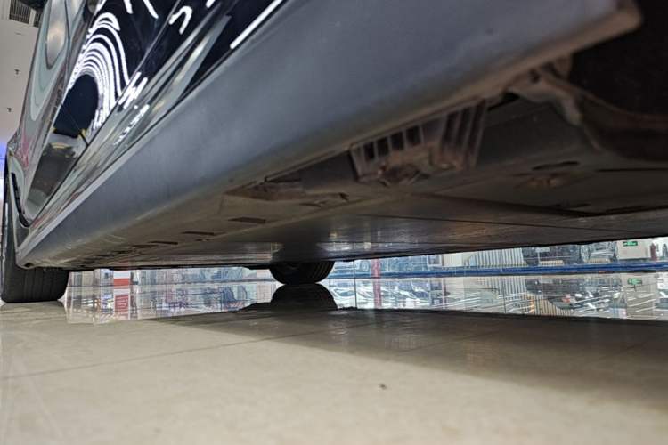Used BMW i3 2023 eDrive 40 L Midnight Edition Left Side Sill