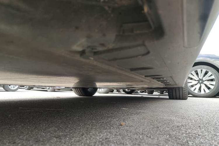 Used BMW i3 2023 eDrive 40 L Midnight Sports Package Left Side Sill