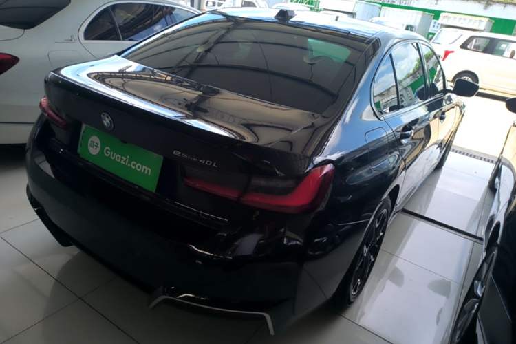 Used BMW i3 2023 eDrive 40 L Midnight Edition Rear Right 45 Deg