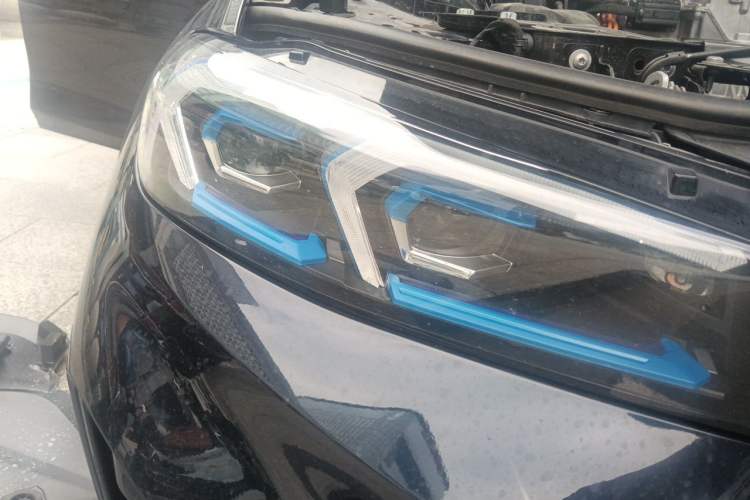 Used BMW i3 2023 eDrive 40 L Midnight Sports Package Right Front Headlight