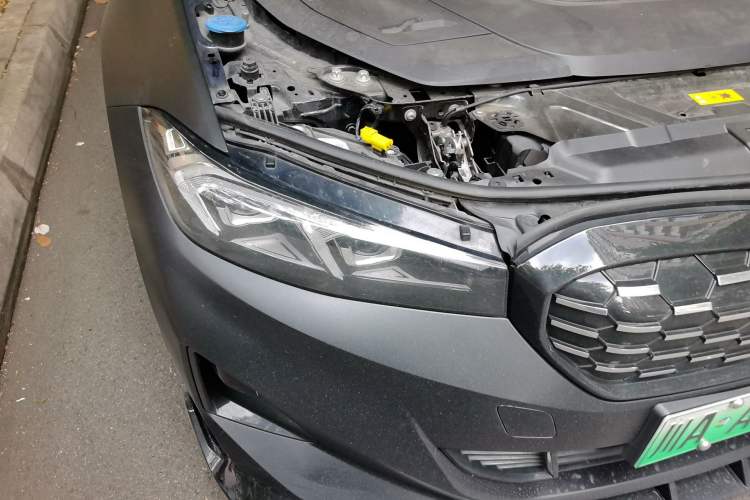 Used BMW i3 2023 eDrive 40 L Midnight Edition Right Front Headlight