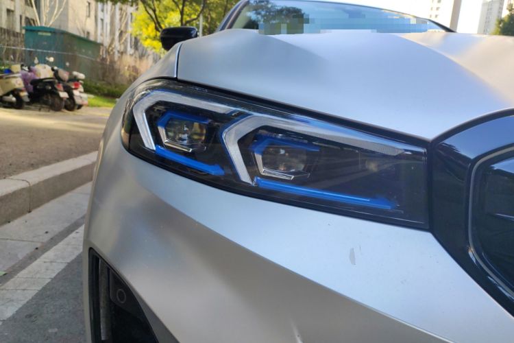 Used BMW i3 2023 eDrive 40 L Midnight Sports Package Right Front Headlight