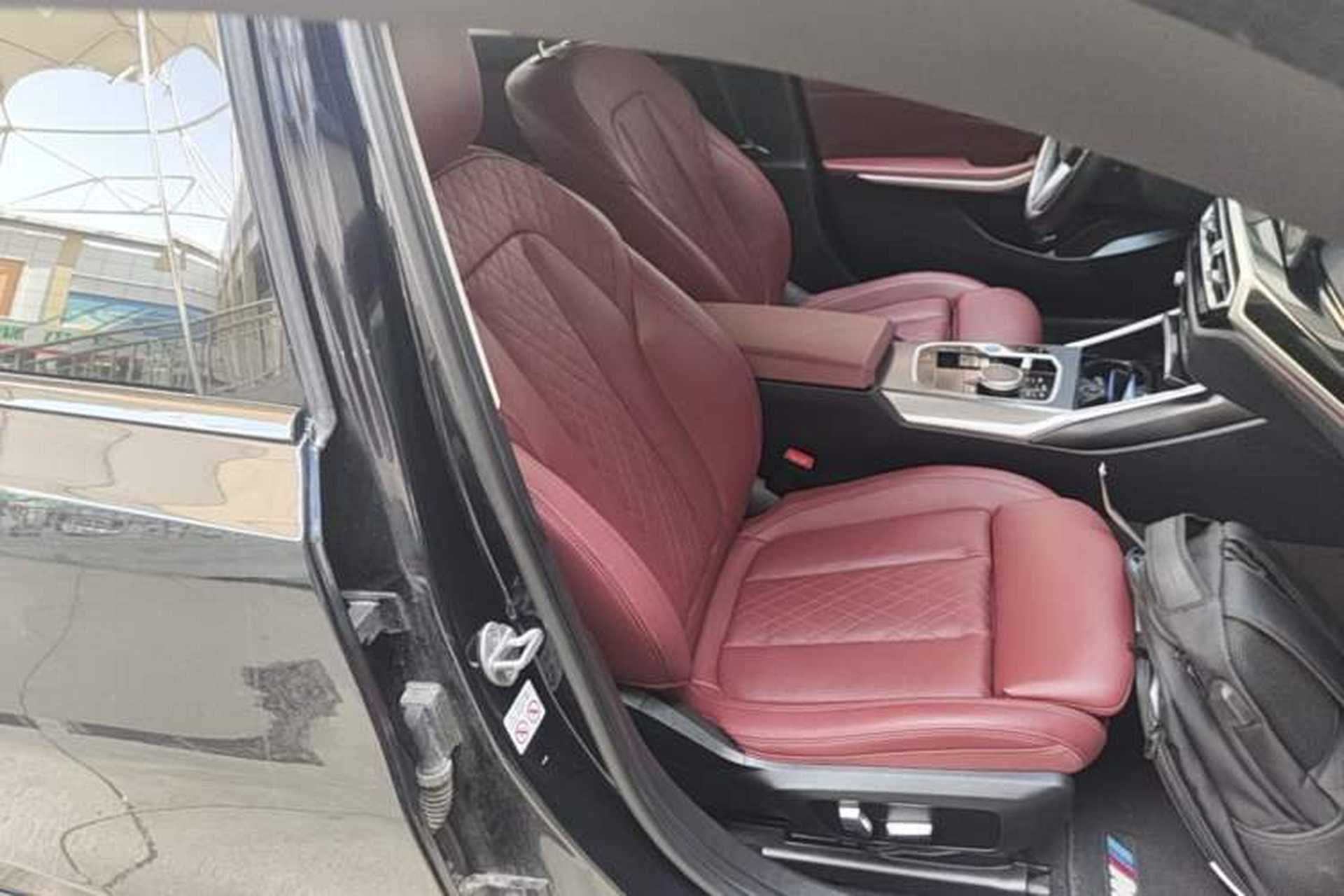 Used BMW i3 2023 eDrive 40 L Midnight Edition Right Front Seat