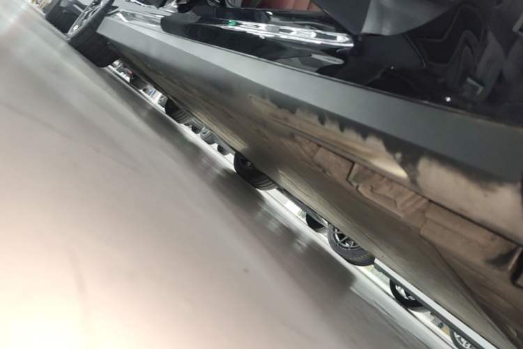 Used BMW i3 2023 eDrive 40 L Midnight Edition Right Side Sill